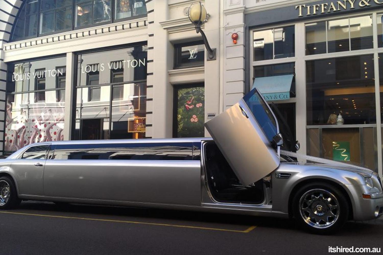 Chrysler 300c Wedding Car Hire Perth Lavish Limousines