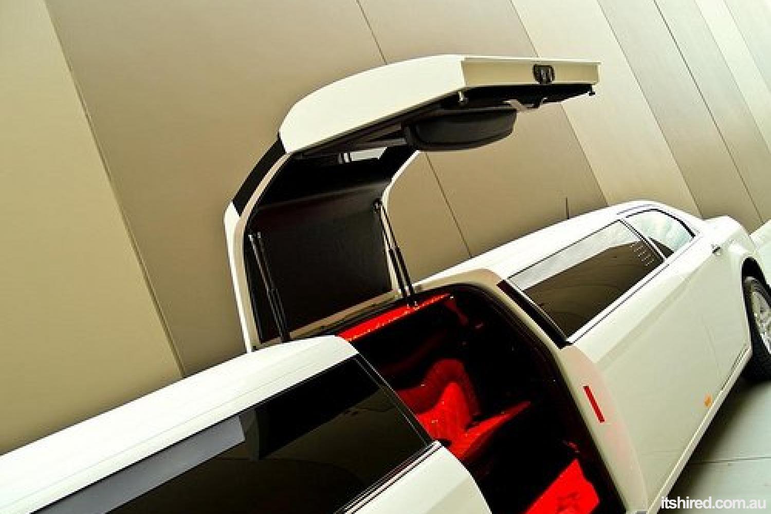 Chrysler 300c Wedding Car Hire Perth Paramount Limousines