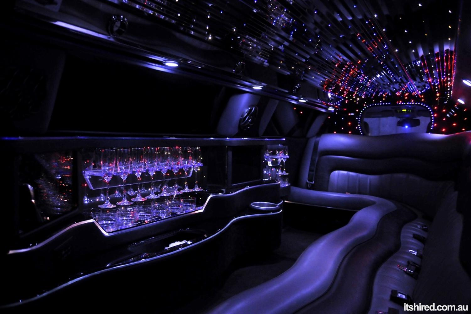 Chrysler 300c Wedding Car Hire Brisbane Celebrity Limousines Highfield