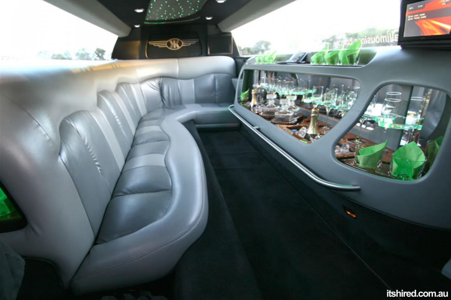 Chrysler 300c Wedding Car Hire Melbourne Krystal Limousines