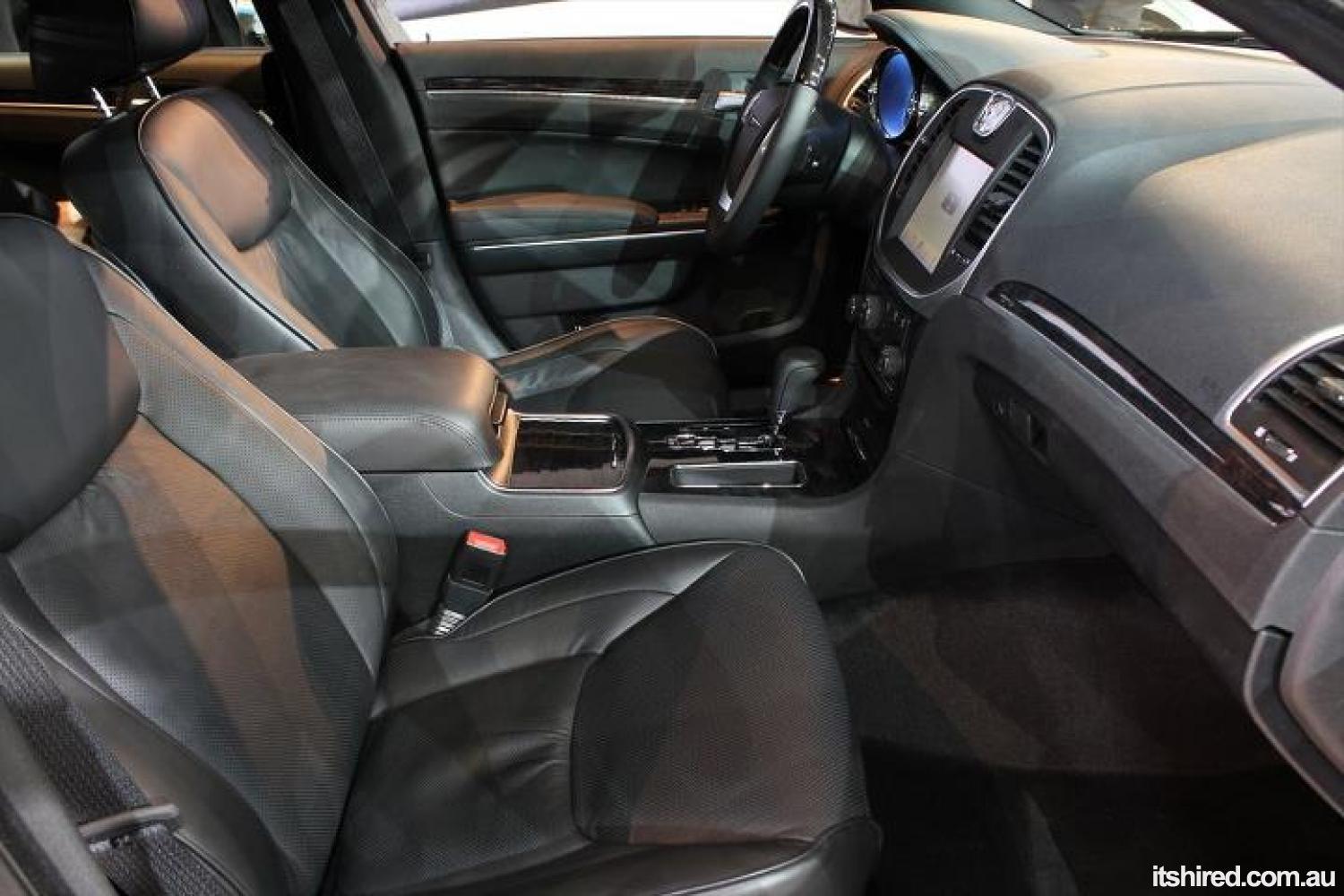 Chrysler 300c Wedding Car Hire Melbourne A Touch Of Silver Limousines