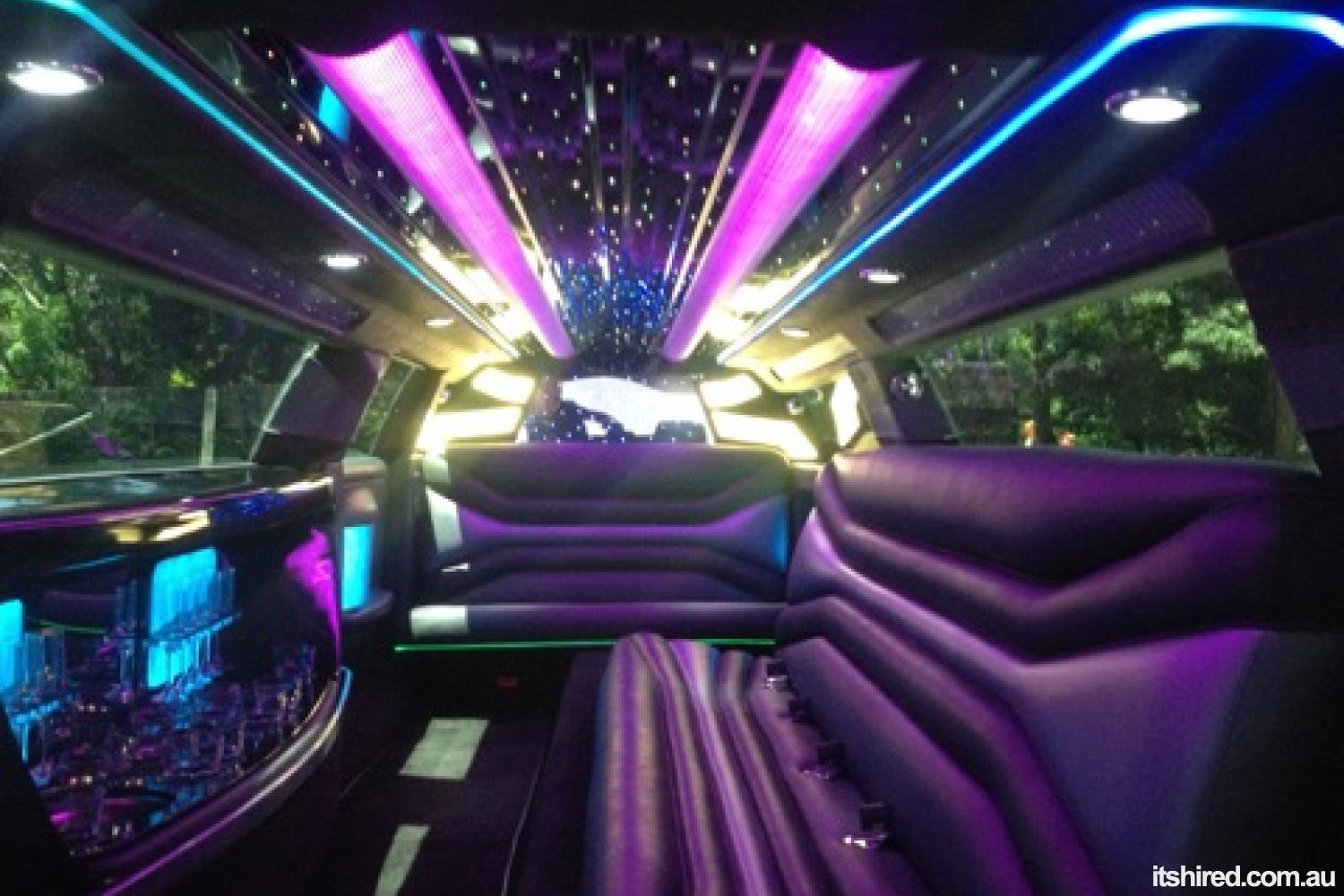 Chrysler 300c Wedding Car Hire Melbourne Amazing Limousines