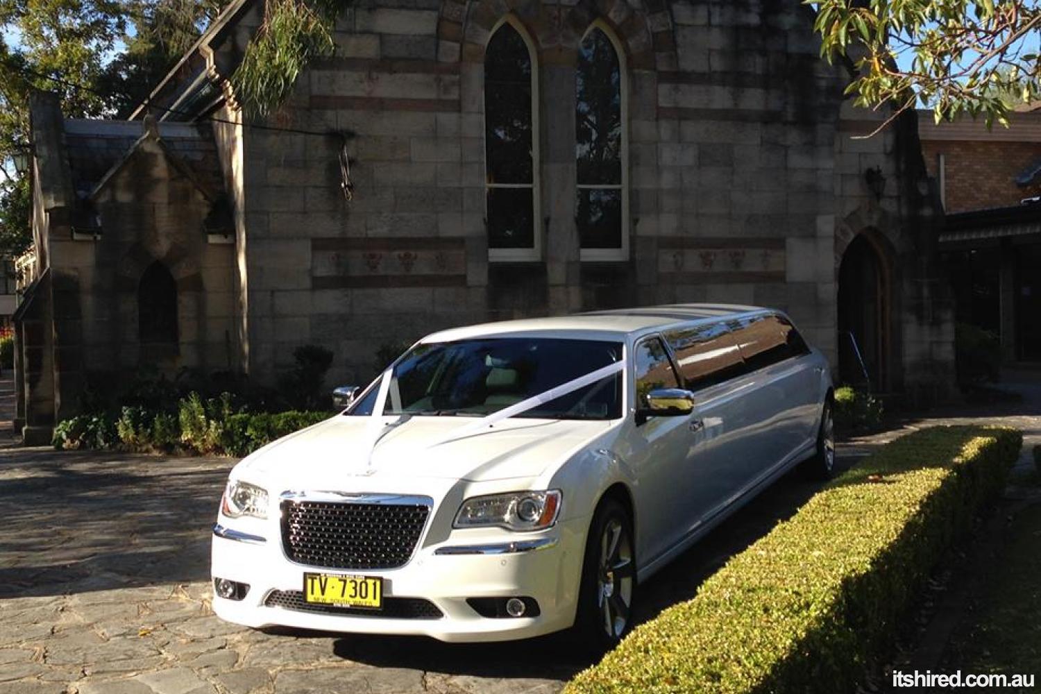 Chrysler 300c Wedding Car Hire Sydney HF Wedding & Hire Cars