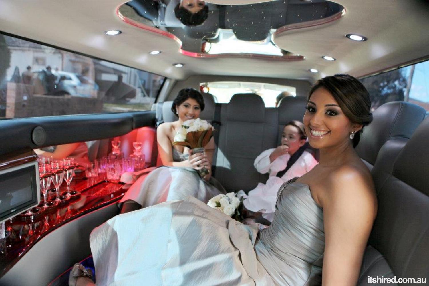 Chrysler 300c Wedding Car Hire Sydney I Do Wedding Cars Sydney