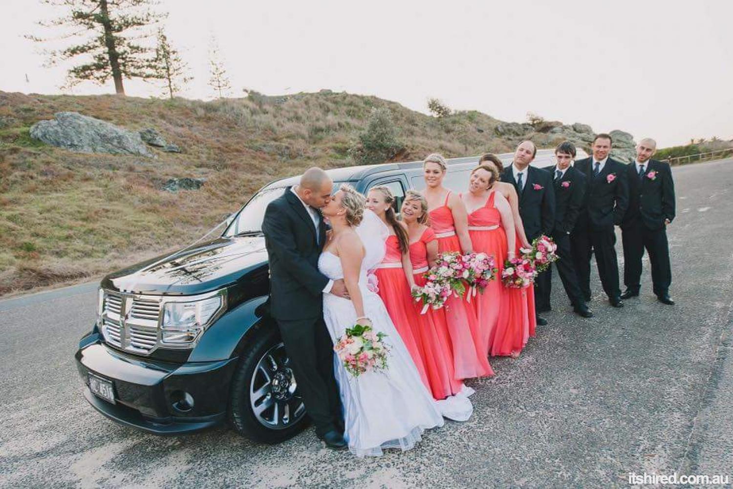 Dodge Nitro Wedding Car Hire Mid North Coast Hastings 5 Star Limousines