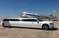 Chrysler 300c Wedding Car Hire Melbourne Amazing Limousines