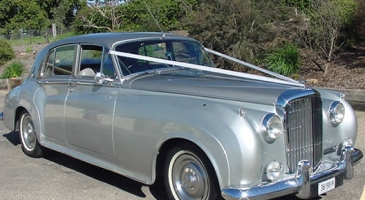 wedding-car-hire-Canberra-Bentley-S-Type-A1-Class-Rentals-image-1-3014.jpg