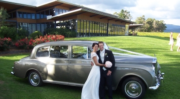 wedding-car-hire-Melbourne-Rolls-Royce-Phantom-Always-Classic-Cars-image-1-2944.JPG