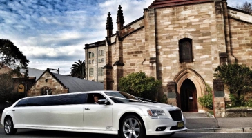 wedding-car-hire-Sydney-Chrysler-300c-HF-Wedding--image-1-2953.jpg