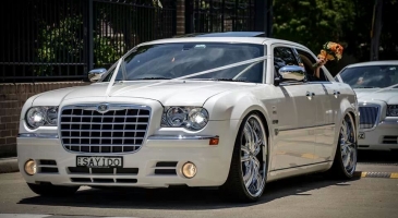 wedding-car-hire-Sydney-Chrysler-300c-I-Do-Wedding-Cars-Sydney-image-1-2986.jpg